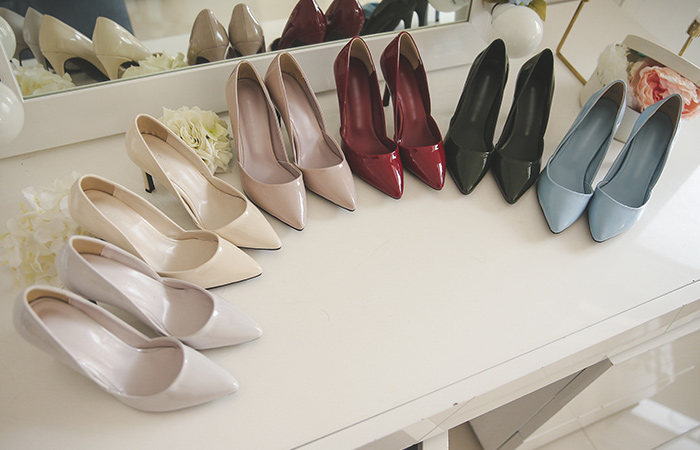 [モデル着用32次]オープニングエナメルスティレットヒール（2/7 / 9cm）