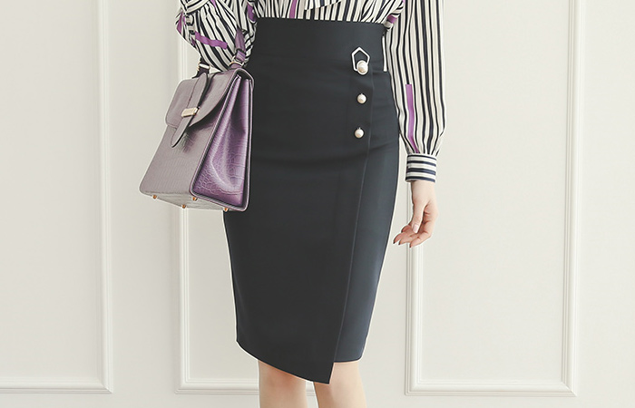 メタルパールラップ切開ハイスカート