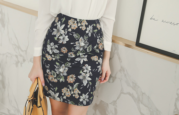 図面フラワーこートンスパンスカート