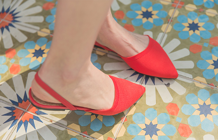 ビビッドニットフラットスリングバック