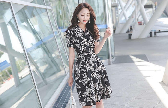 ボタニカルフレアスカート