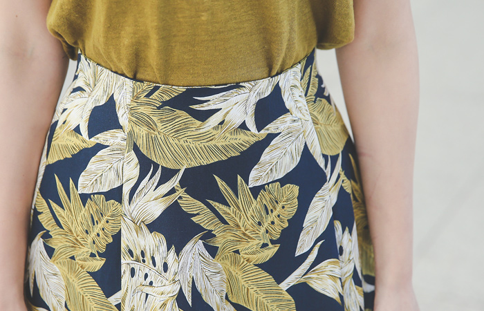 バナナリーフリネンフレアスカート