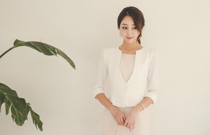 ドットレースフェプラムショートジャケット