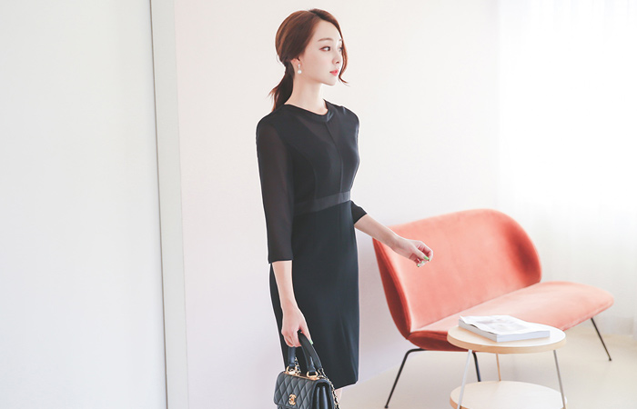 サテンライニングシーポンスリーブドレス