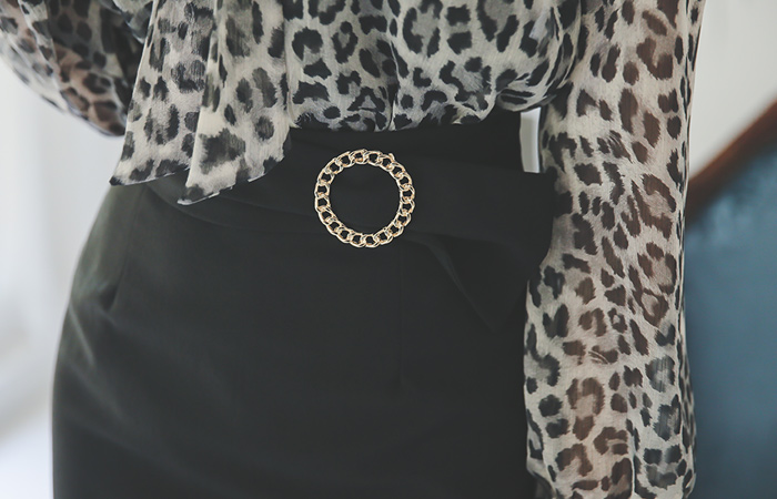 アンティークリングベルトスリムスカート