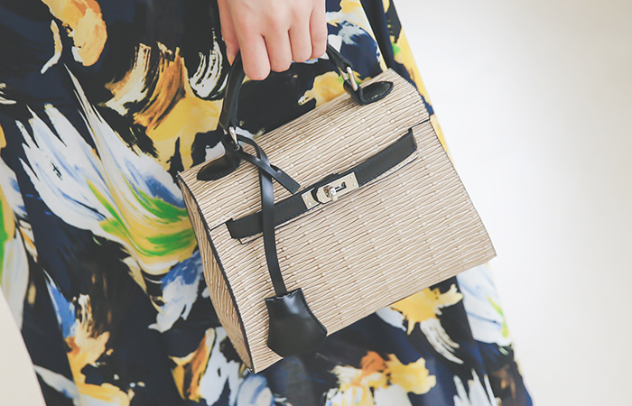 [モデル着用34次]ミニラタントートバッグ