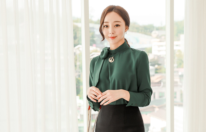 ゴールドリング真珠タートルリボンタイブラウス