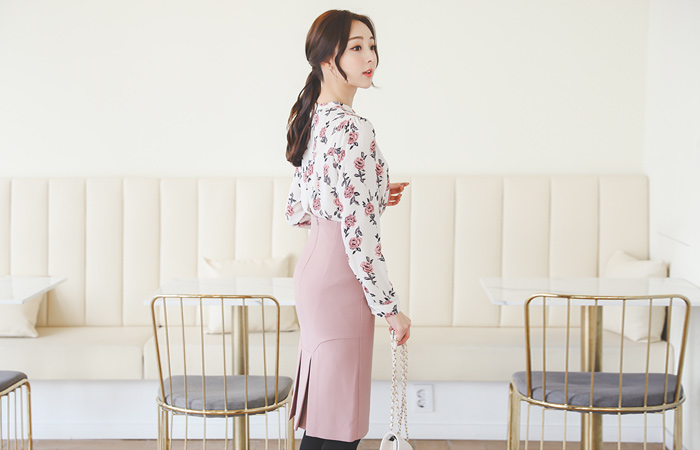 ルーニーバックプリーツハイミディスカート