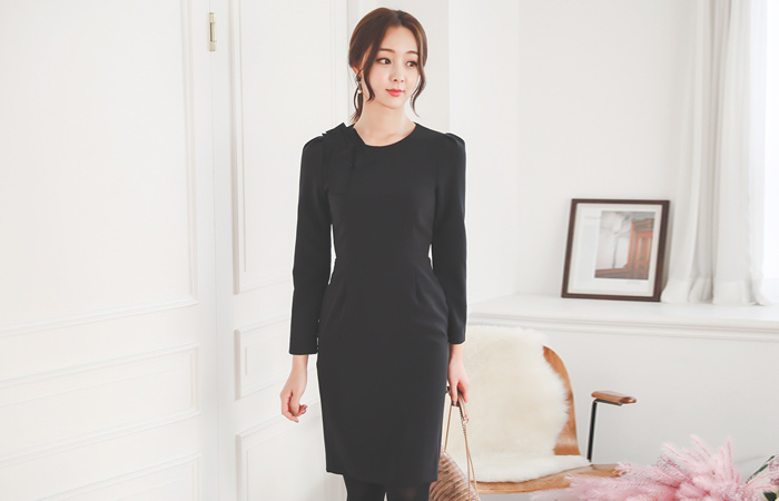 ショルダーモノディテールシンプルラウンドドレス