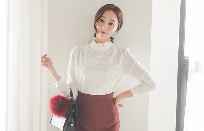 アルビスニーカーフリルネックフラワーレイスブラウス