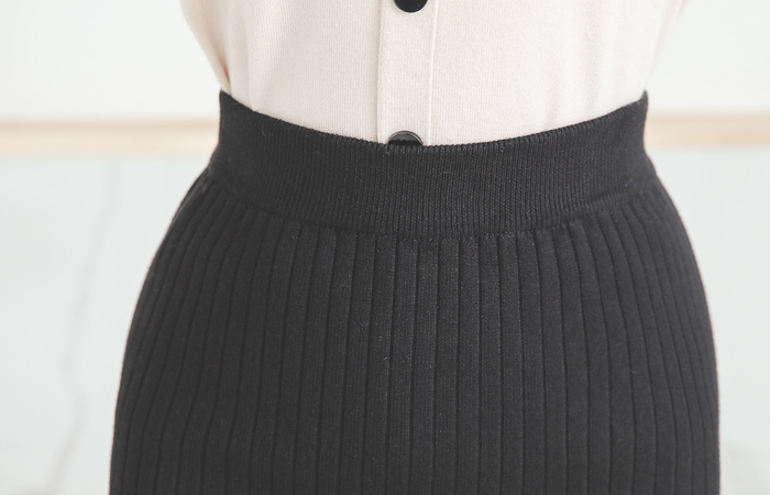 ビスコースゴルジニットスカート