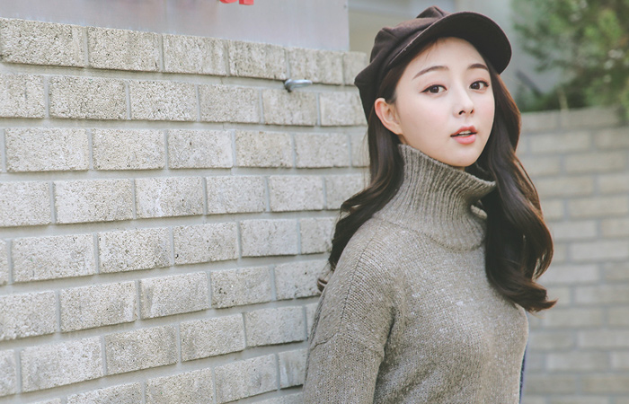 ボカシヨプトゥイムポロロングニット