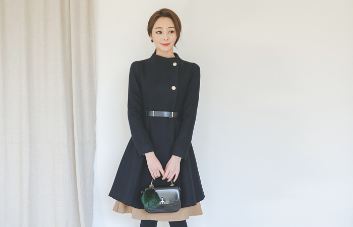 漏斗ネックゴールドボタンフレアロングコートⅡ