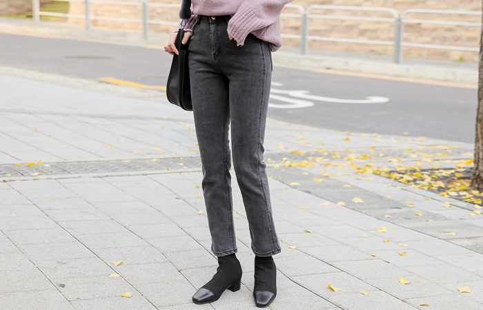 スリムストレート起毛フクチョンデニムた