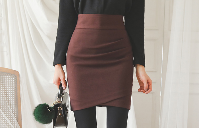 サイドシャーリングオンバルラップミニスカート