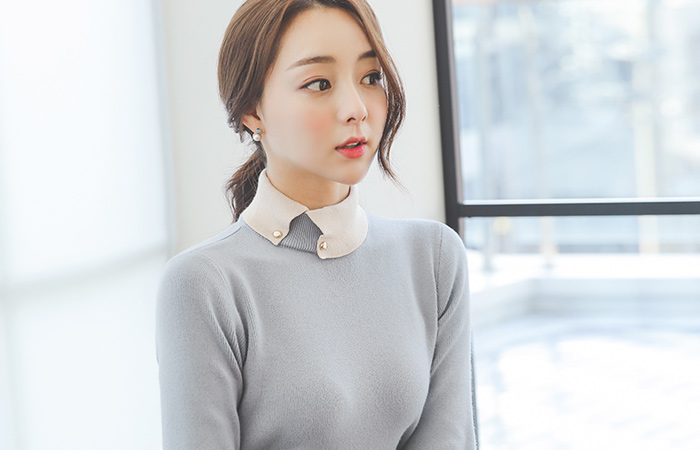 ゴールドボタン配色半極性ニット