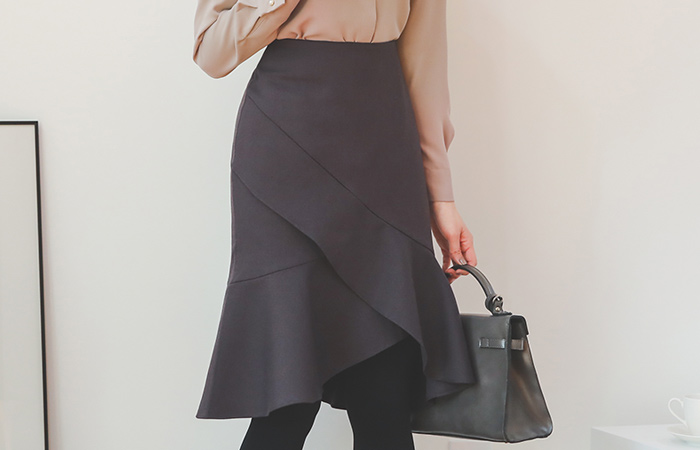 オンバルラッフルラインマーメイドスカート