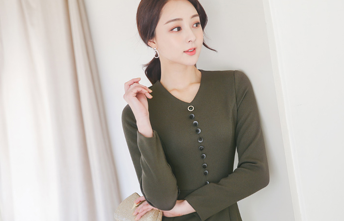 ベルベットビジョ豆ボタンブイネックたんせいワンピース