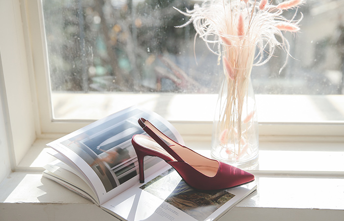 [モデル着用35차]글로시 サテン 슬링백힐