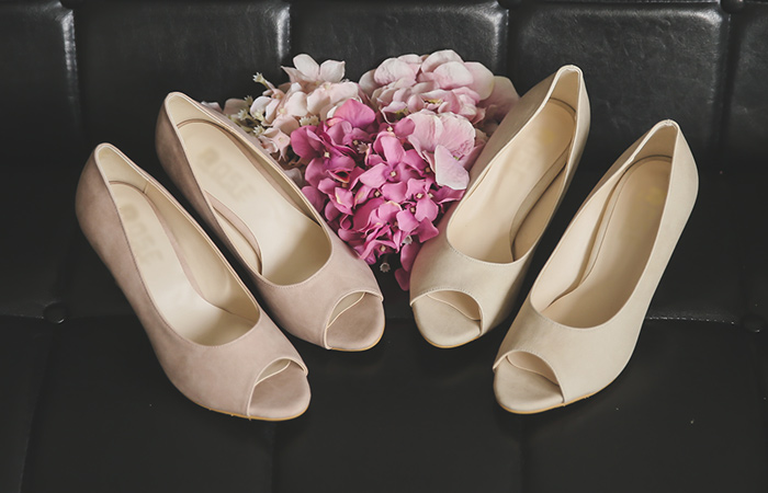 [モデル着用35次]エッセンシャル トーオープン パンプス