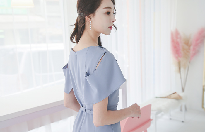 グレースドレーピングカウルネックドレス