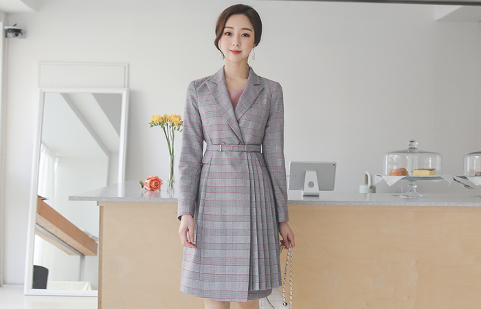 ロンドン ベルティード  サイド プリーツ ロングジャケット