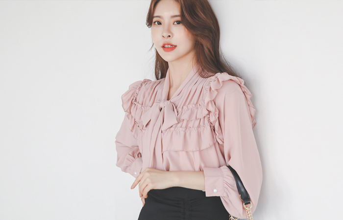 ロマンチック ギャザーシャーリング リボンタイ ブラウス