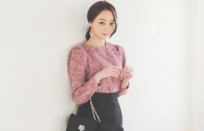 フェザーモチーフフリンジブラウス