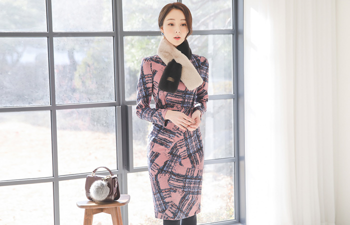 毛織スパン塗料チェックピンタックドレス