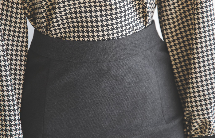 ベーシックオビハイウエストミディスカート