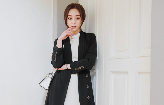 ショールカラーゴールドベルトフレアロングコート