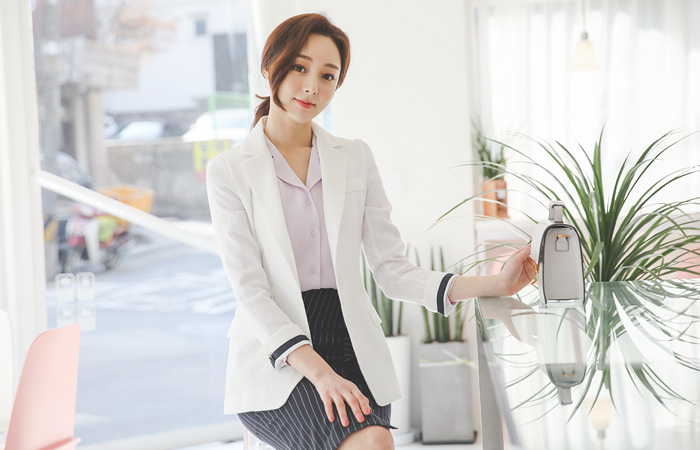 シークレットテーピング ワンボタンスリム リネンジャケット