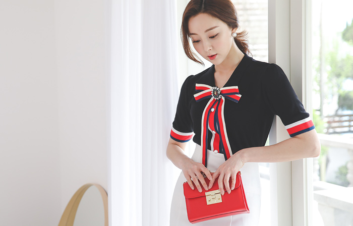 マリン はいしょく 裏地 真珠ボタン カラー ニット