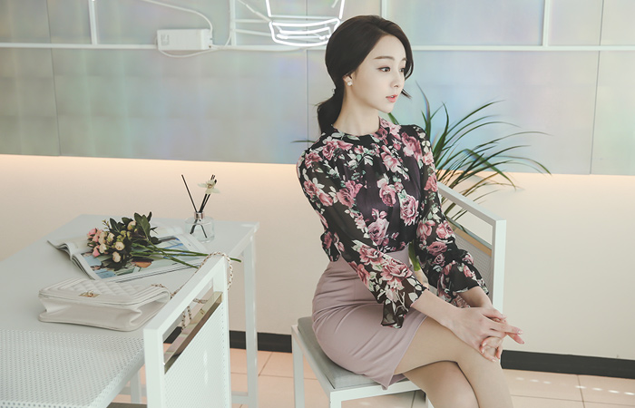 スムースルージュシーツルーブラウス