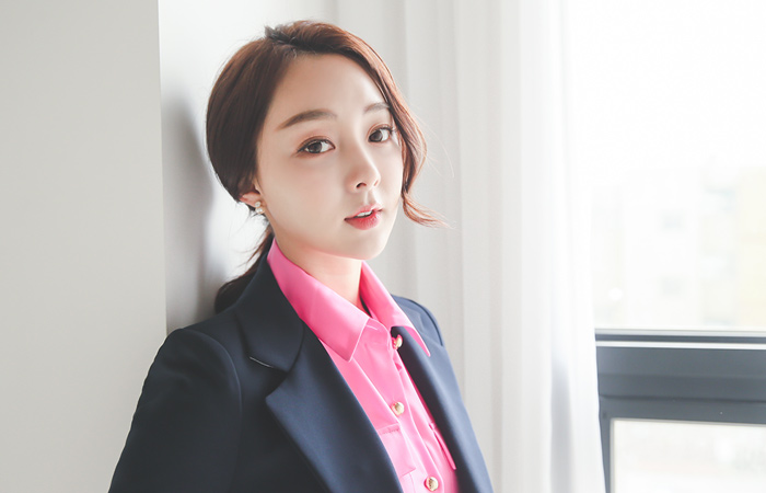 ゴールドリング真珠ボタンスリムハーフジャケット