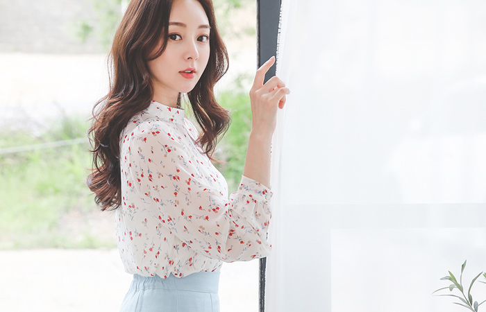 ラブリー 花柄 シフォン ハーフネック ブラウス