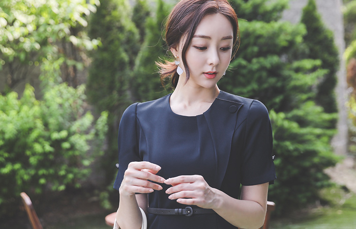 アンバランス ドレープ パフ袖 ベルティード ワンピース