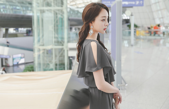 スリットケープタワーシーポンジャンプスーツ