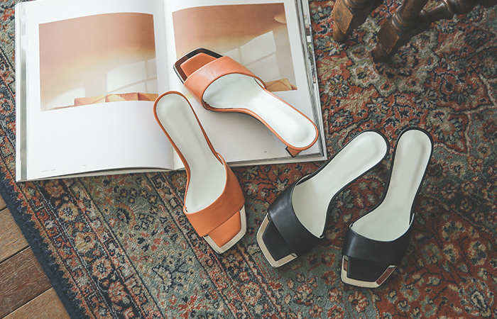 スクエア カラー スリッパヒール