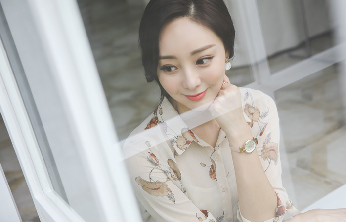 花柄 捺染 ロールアップ シースルー カラー ブラウス