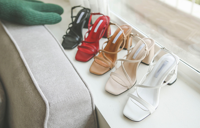 [モデル着用37次]シンプル ストラップ プラットフォームソール サンダル