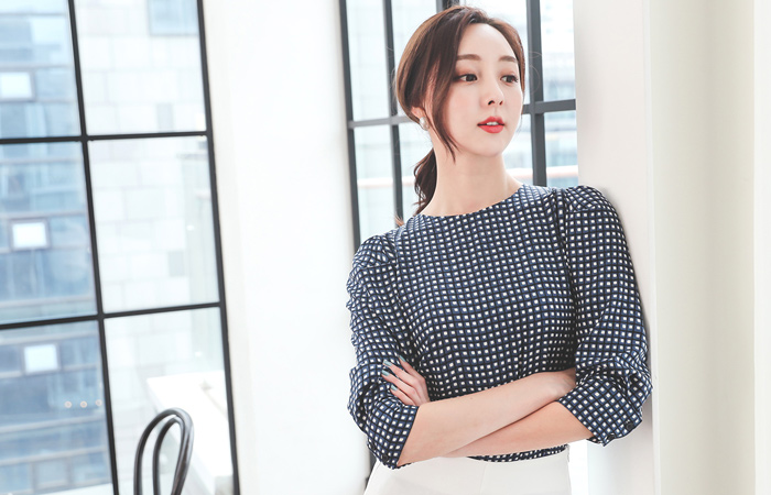 プラッド パフ袖 ラウンド ブラウス