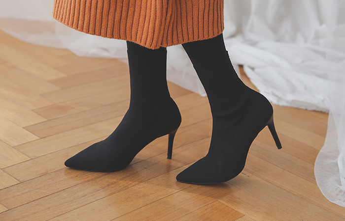 ニット・サックスアンクルブーツヒル