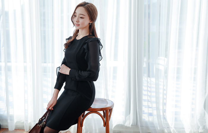 切開ライン小売フリルドレス