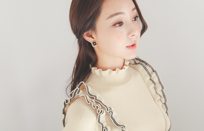 ラブリー 配色ラインフリル フレアニットワンピース