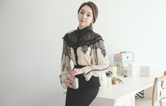 アンティークレイスケープブラウス