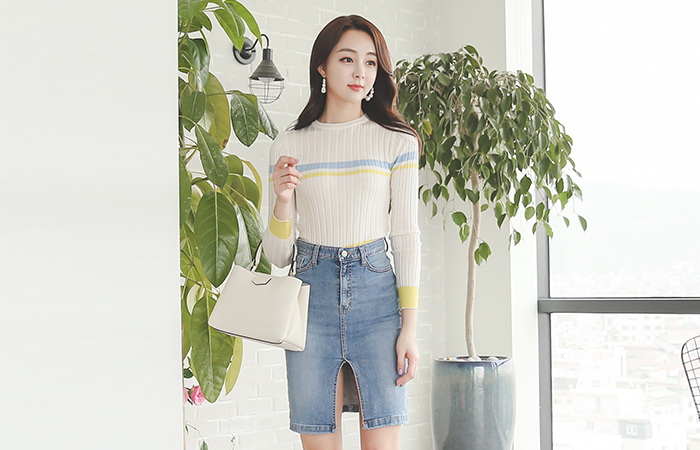 ライトデニム目頭切開スカート