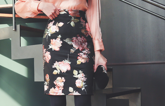 グリッター 花柄 スエード 弾力 スカート