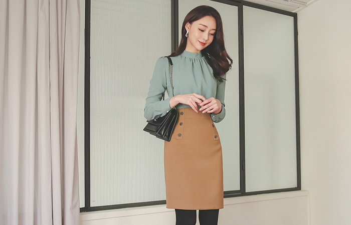 ハイネック ピンタック シャーリング ダブルボタン ワンピース