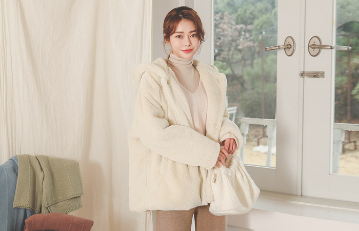 デーリー Eco ミンクファー バクシー フード　 ジャンパ